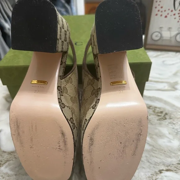 Gucci Monogram Kid Scamosciato Horsebit Platform Slingback Mules 40 New Acero - Picture 7 of 8